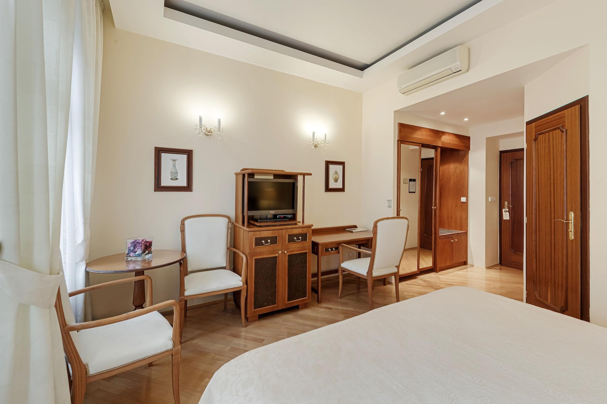 Louren Hotel Prag Eksteriør billede