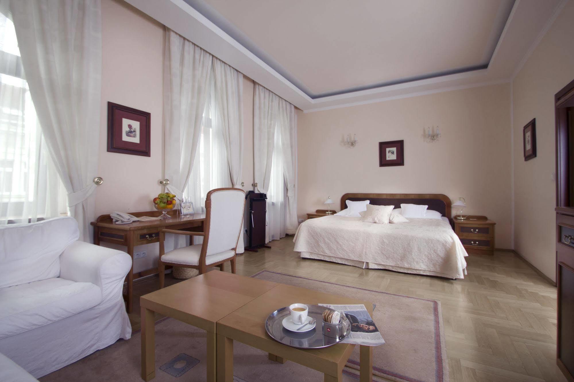 Louren Hotel Prag Eksteriør billede